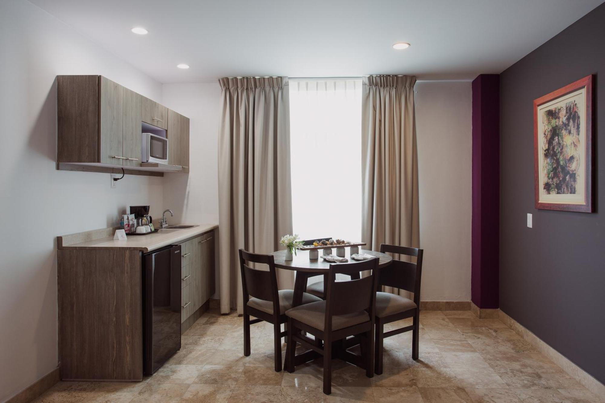 Memora Hotel & Villas Chapala Luaran gambar