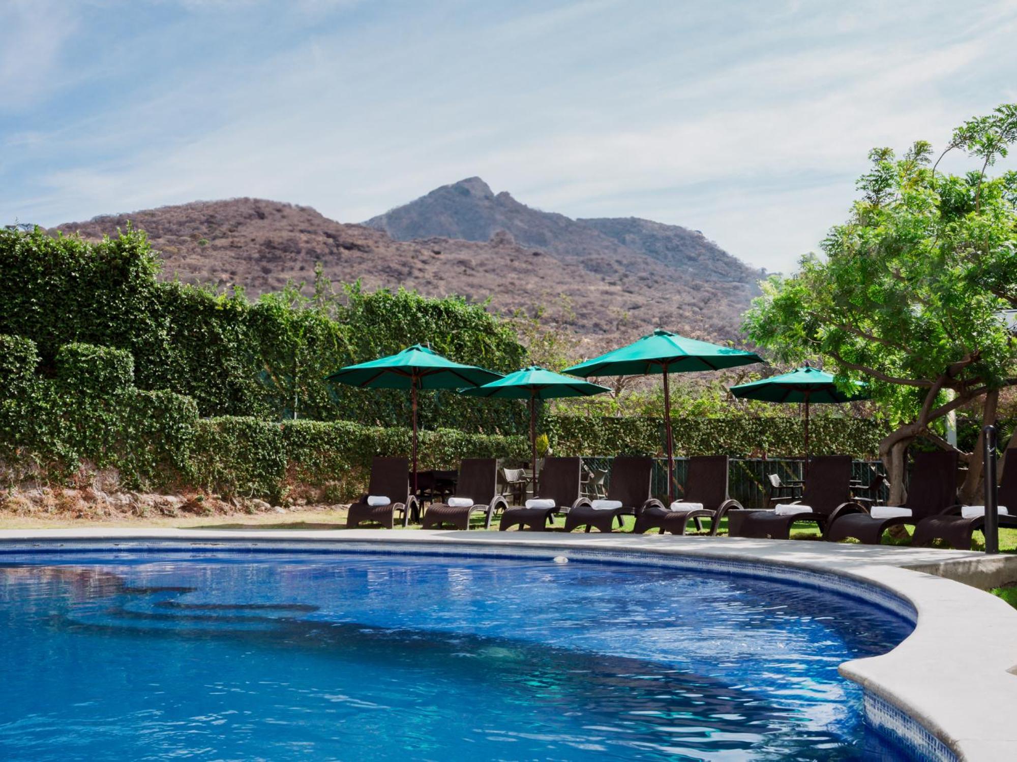 Memora Hotel & Villas Chapala Luaran gambar