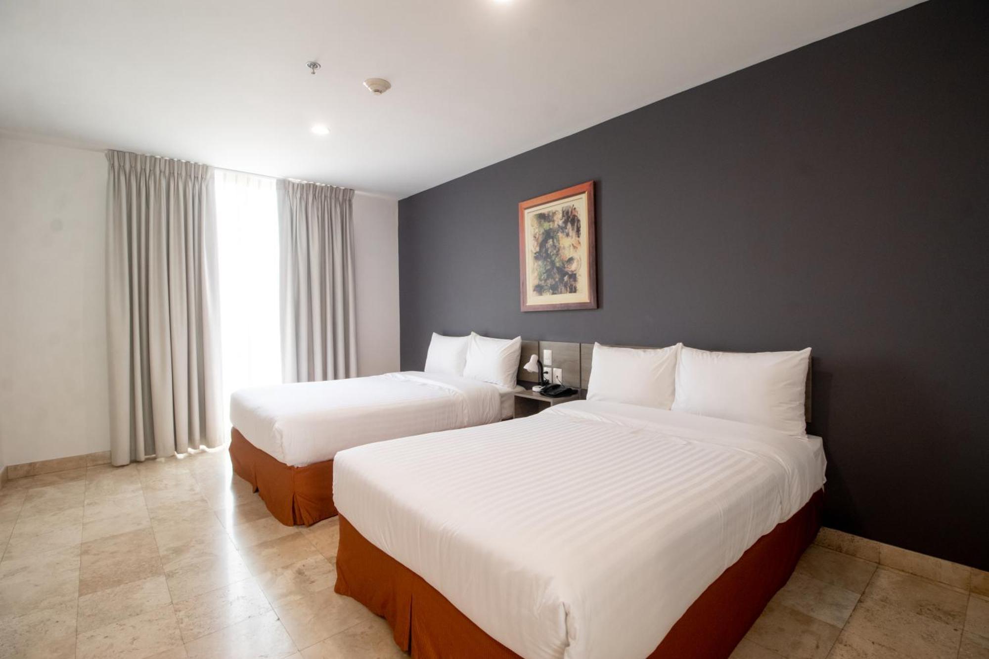Memora Hotel & Villas Chapala Luaran gambar