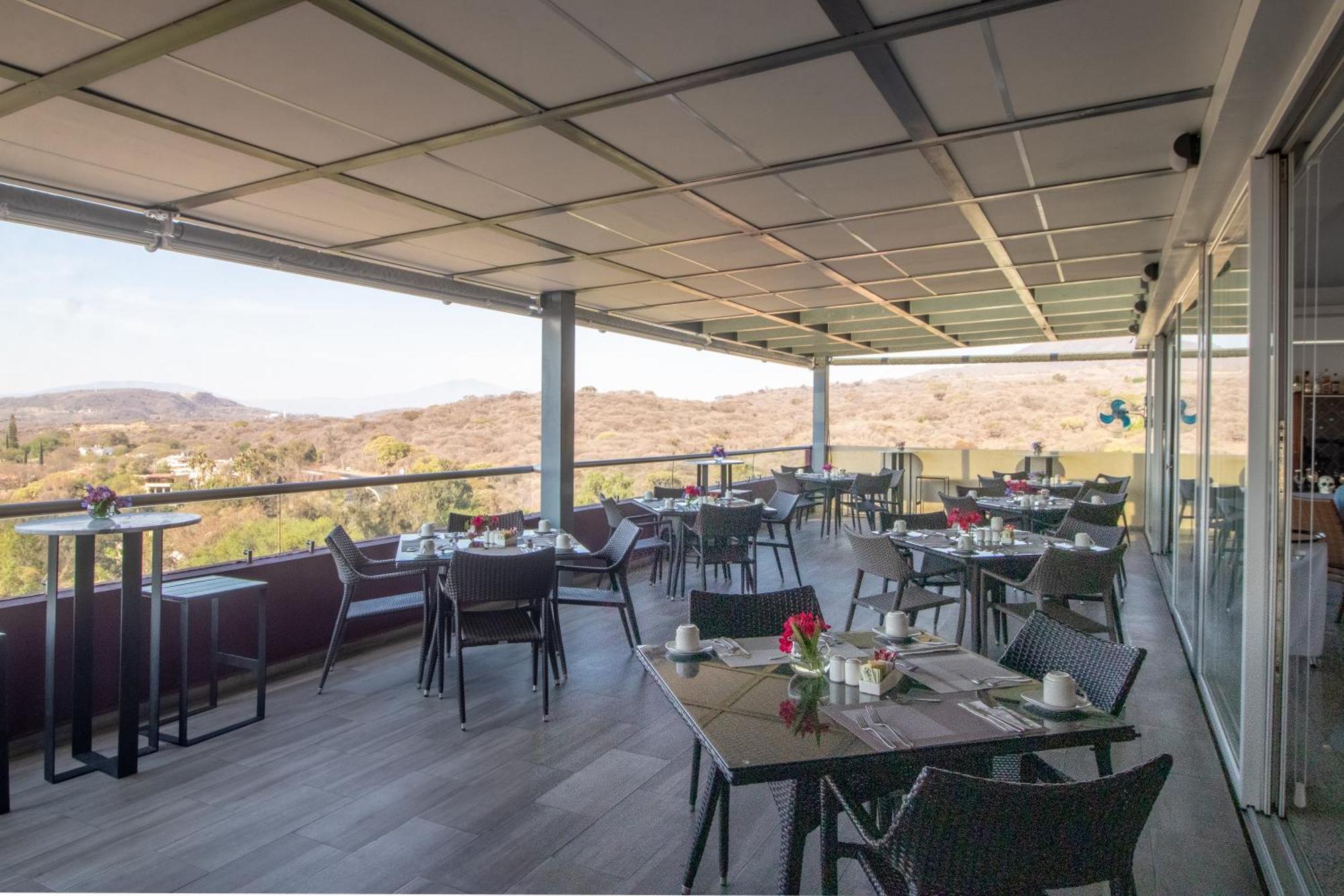Memora Hotel & Villas Chapala Luaran gambar