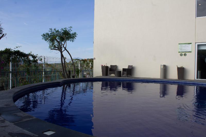 Memora Hotel & Villas Chapala Luaran gambar